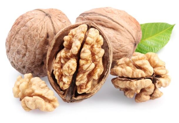 Walnut strengthens blood vessels and normalizes male hormonal background
